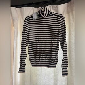 H&M Striped Black and White Turtleneck Sweater